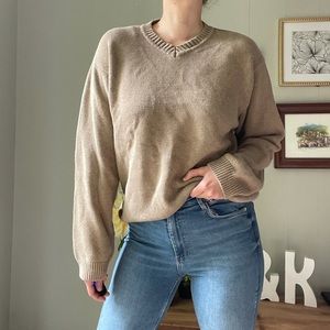 BEIGE FALL SWEATER